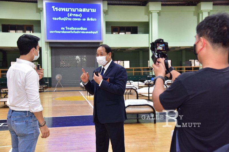 20210426-Governor inspects field hospitals-181.JPG